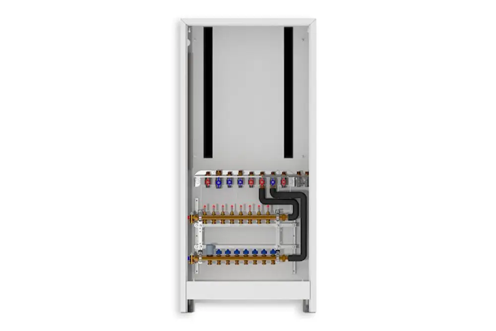 Roth-Verteilerstation mit einer Vielzahl von Anschlüssen und Ventilen für die Heizungsinstallation. Kompakte Bauform in einem weißen Gehäuse.